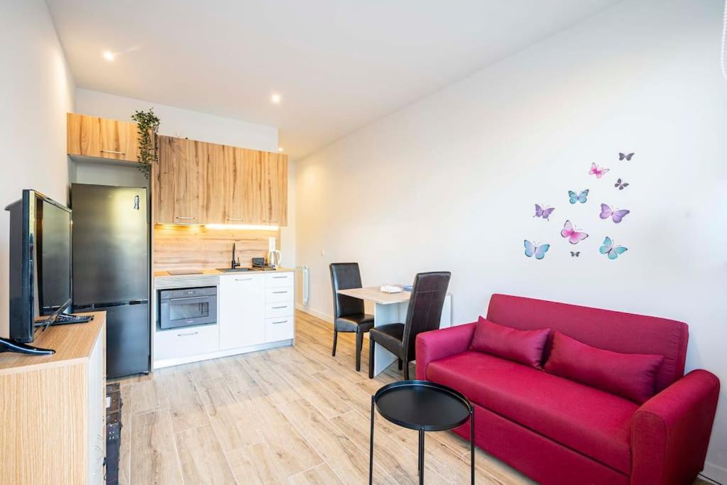 Agradable Apartamento A Pie De Calle-30 Min De Sol Madrid Eksteriør billede