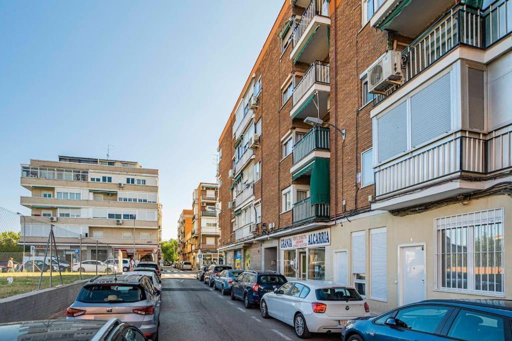 Agradable Apartamento A Pie De Calle-30 Min De Sol Madrid Eksteriør billede