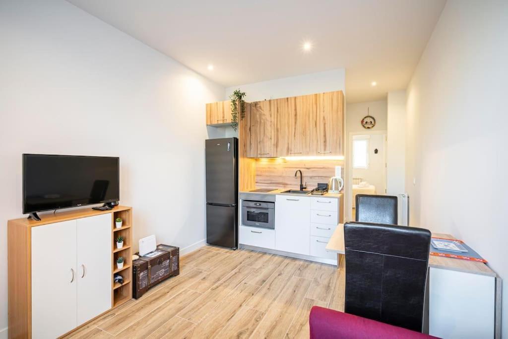 Agradable Apartamento A Pie De Calle-30 Min De Sol Madrid Eksteriør billede