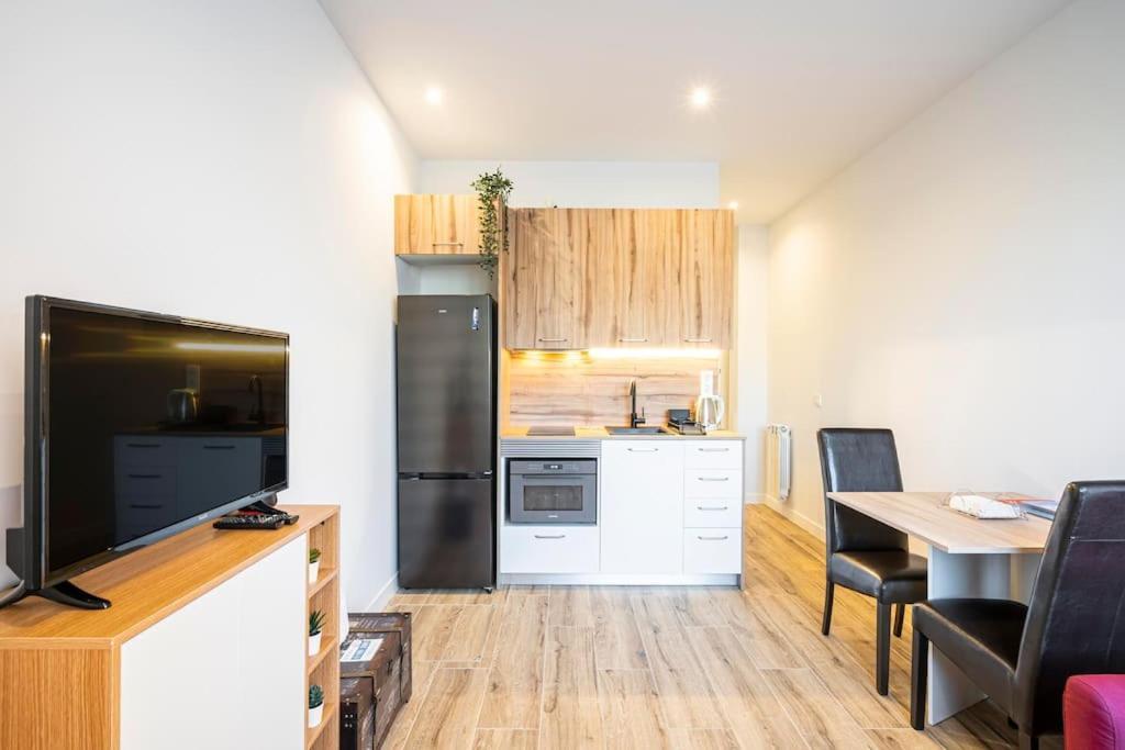 Agradable Apartamento A Pie De Calle-30 Min De Sol Madrid Eksteriør billede